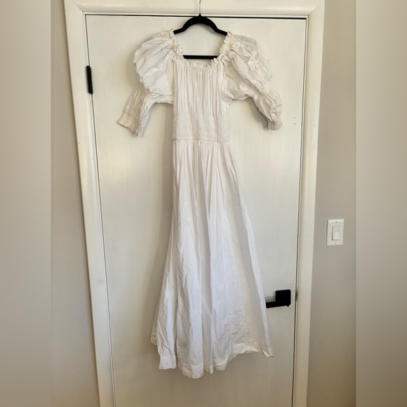 Doen Ischia Shirred Organic Cotton-Blend Voile Midi in Salt white - Picture 7 of 9